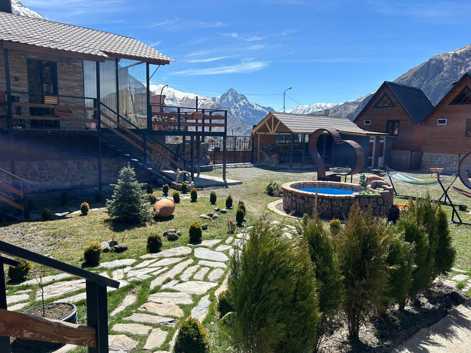 Panorama Cottages Kazbegi Bagian luar foto